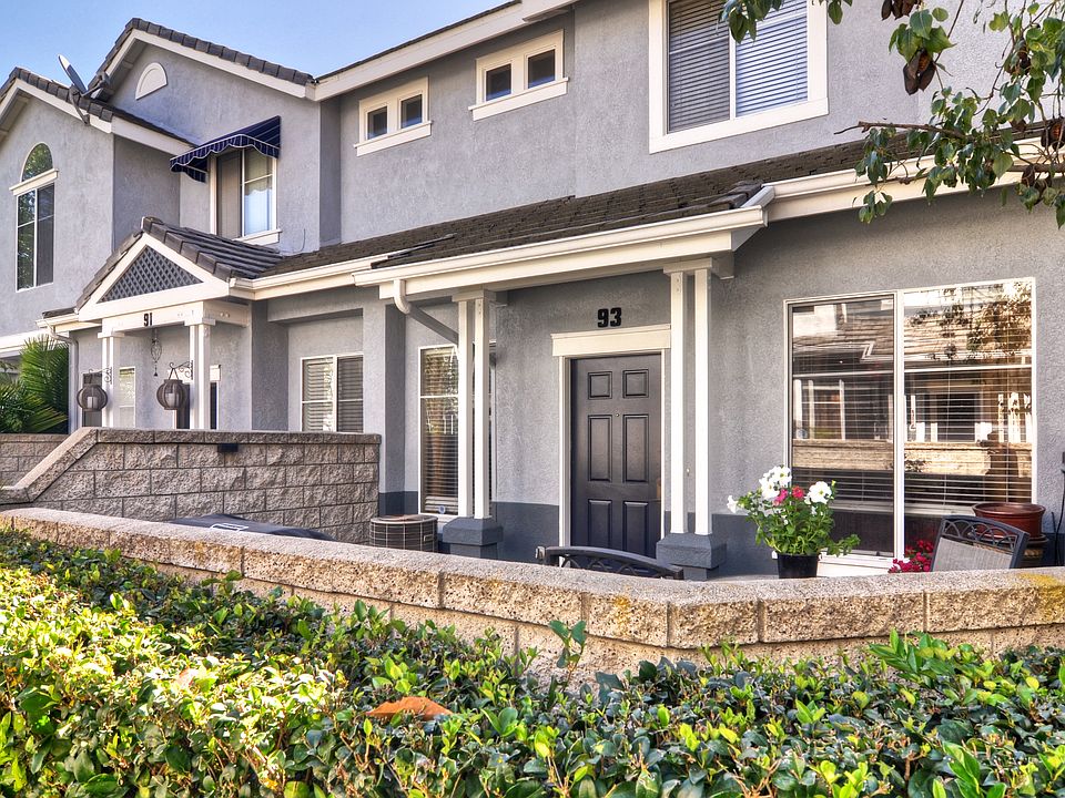 1st image of 93 Carlsbad Ln