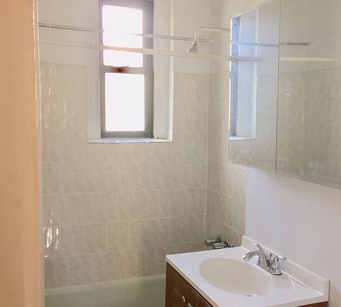 3rd image of 21-67 33rd St APT 3E