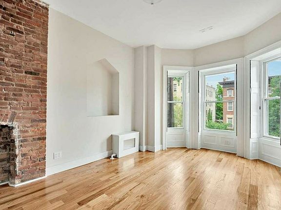 2nd image of 1310 Dean St #5A