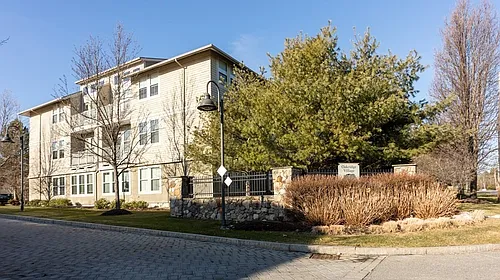 4 Harvest Dr Photo 1