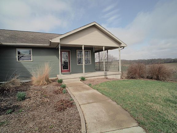2nd image of 931 Canal ROAD