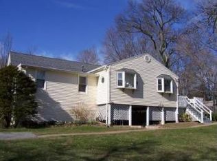 1115 Main St, Reading, MA 01867