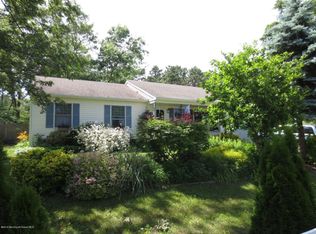 2223 Llewellyn Pkwy, Forked River, NJ 08731