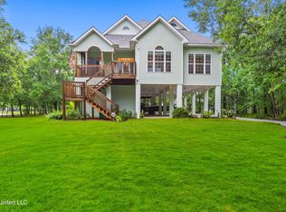 10077 Cain Rd, Bay Saint Louis, MS 39520