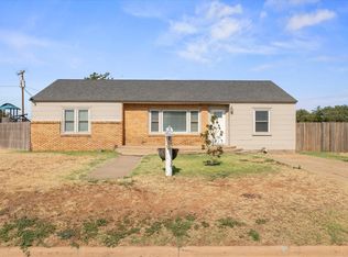 711 S C St, Brownfield, TX 79316