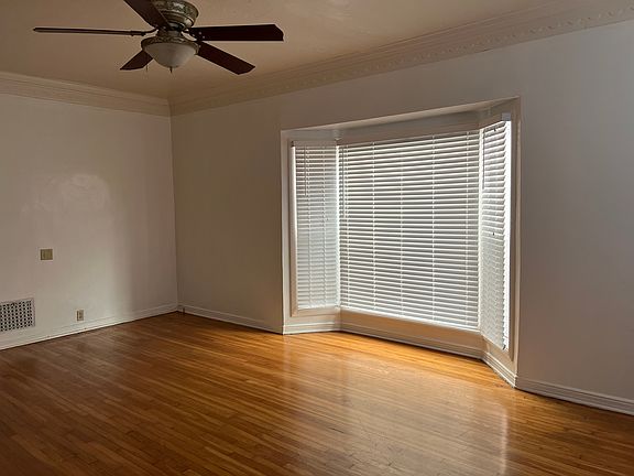 3rd image of 11217 Washington Pl