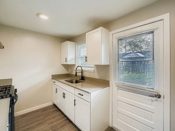 10607 Kendrick St SW, Lakewood, WA 98499