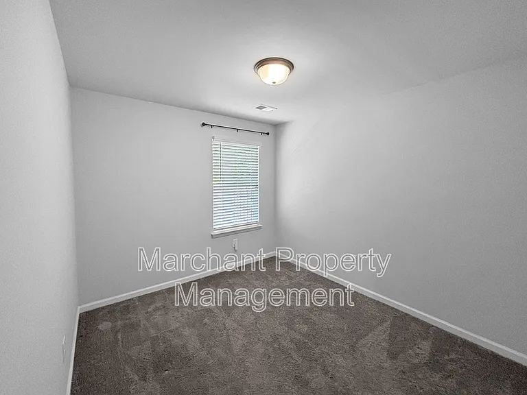 403 Moss Branch Ct — Photo 8