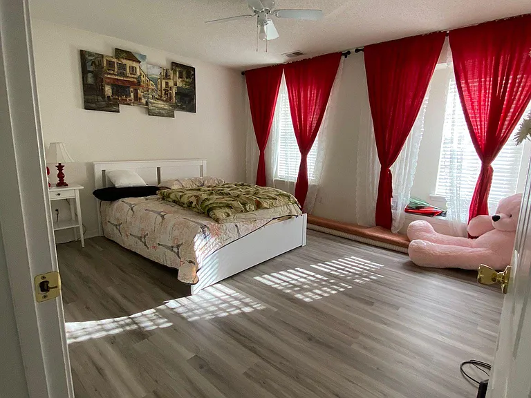 Bedroom_2