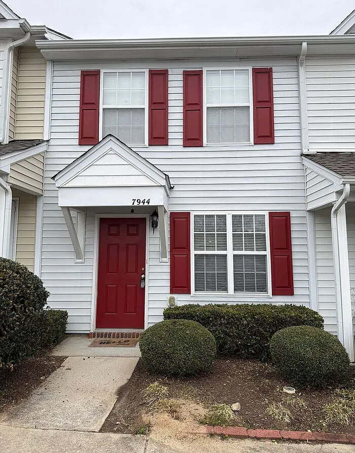 2 bed, 1.5 bath, 1069 sqft, $1,500 — Photo 1