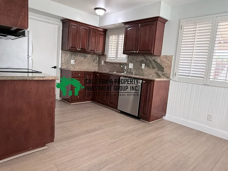 4157 Lucas Ct #4157 — Photo 8