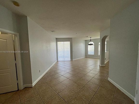 3rd image of 4405 SW 160th Ave APT 103