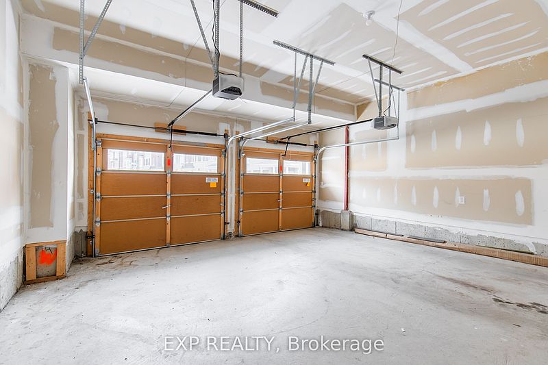 Hamilton Townhouse for rent - 3 Bedrooms — photo 49