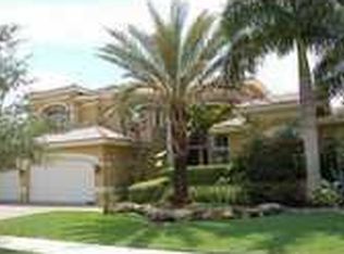 19253 Natures View Ct, Boca Raton, FL 33498