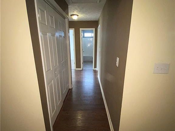 4th image of 611 Magnolia Dr