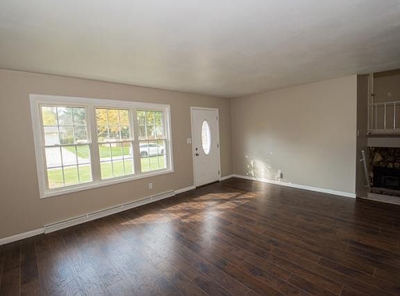 5th image of 53548 Cleveland Estates Dr