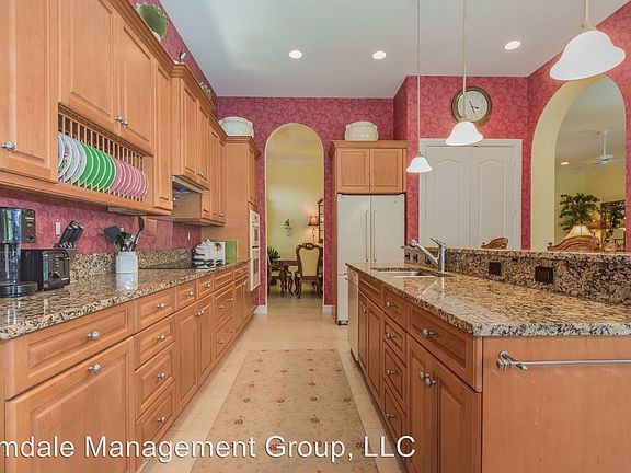 4th image of 1073 Riverwind Cir