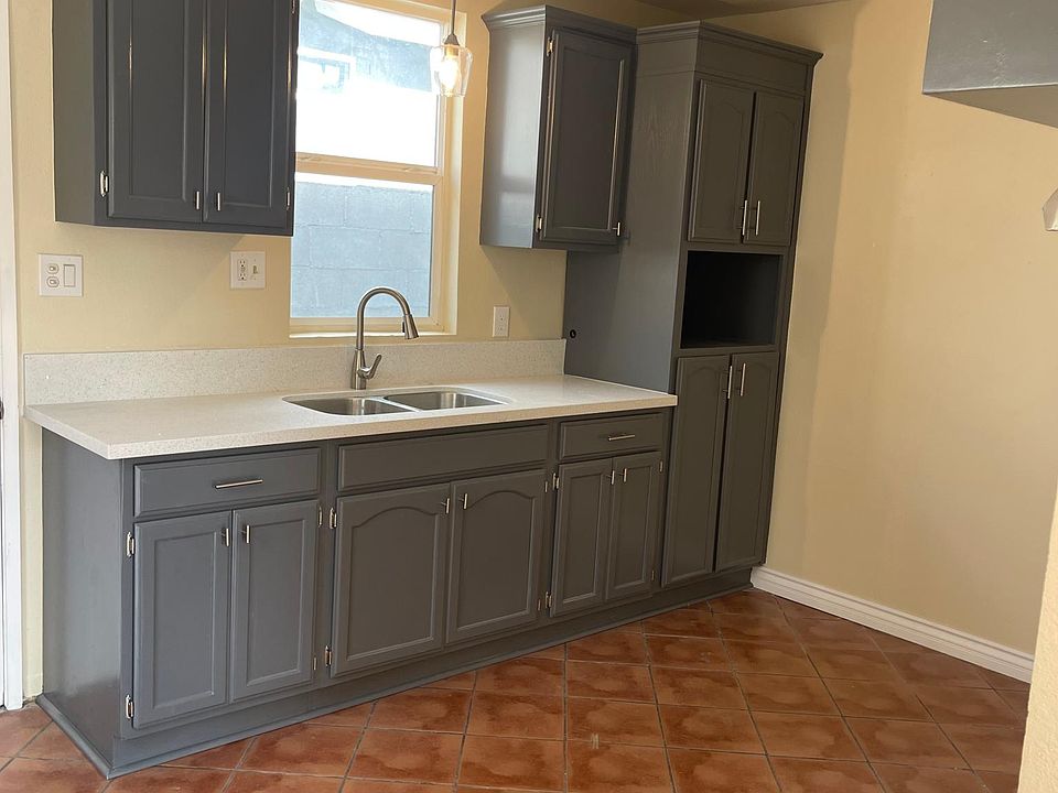1st image of 2541 Missouri Ave