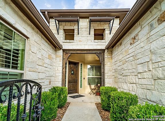 2nd image of 4736 Amorosa Way