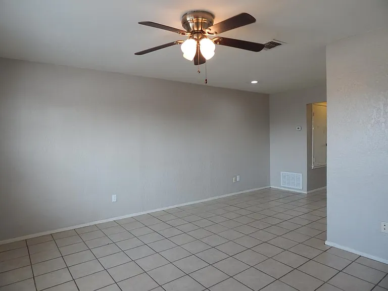 921 Quetzal St #1 — Photo 13