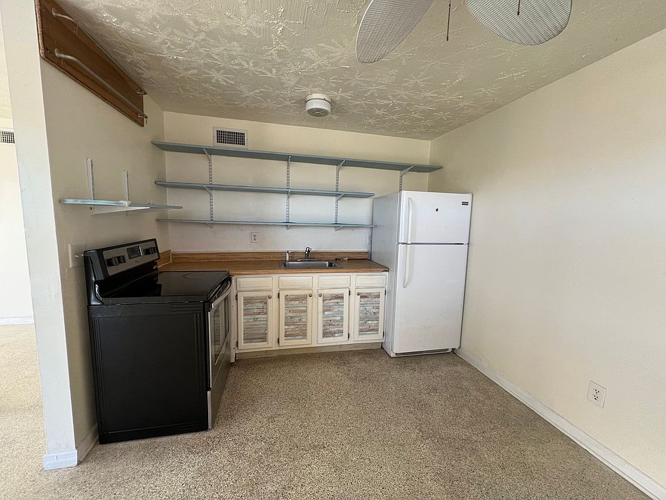 2nd image of 270 S Fletcher Ave #2