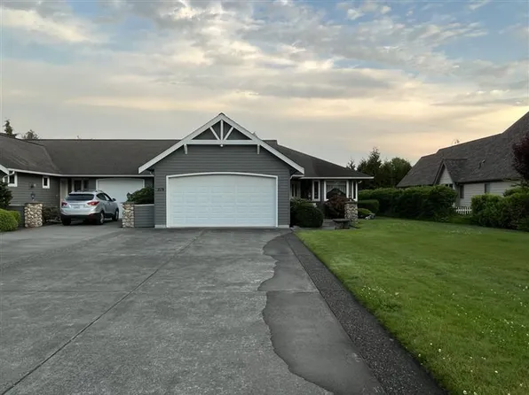 219 Maberry Loop, Lynden, WA 98264