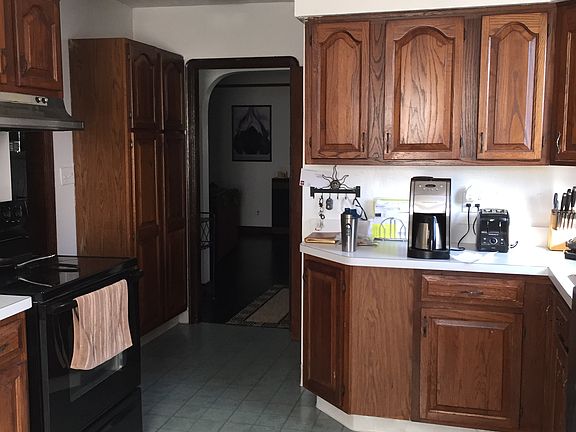 3rd image of 3005 Brookview Blvd
