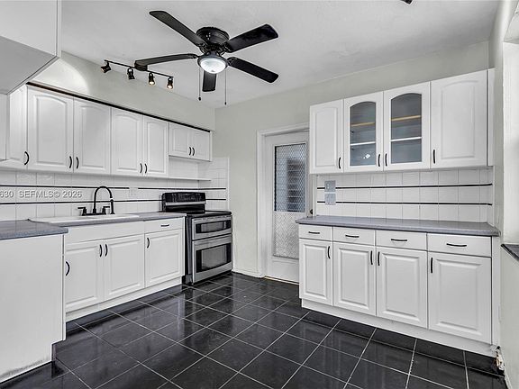 2nd image of 842 S 28th Ave