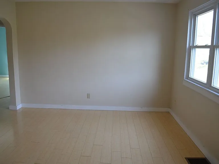 78 Woodlawn Rd #B — Photo 4