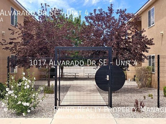 3rd image of 1017 Alvarado Dr SE Unit 4