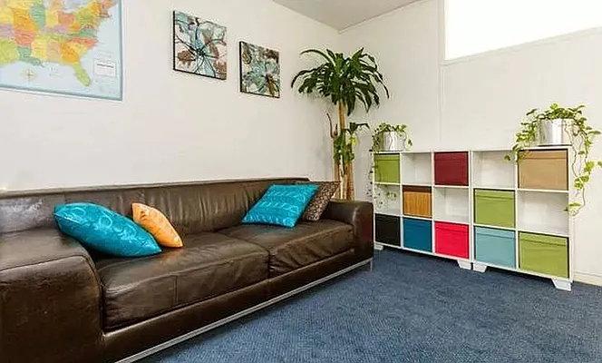 Rented by Akam Sales and Brokerage | media 22