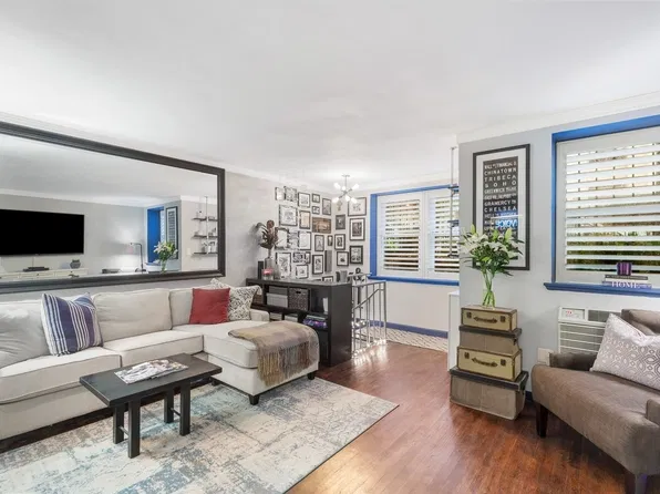 252 West 74th Street image 1 of 13