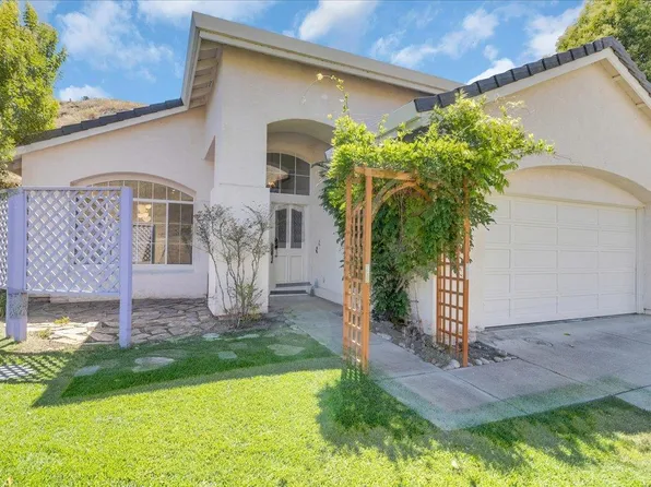 21775 Woodrose Pl, Salinas, CA 93908