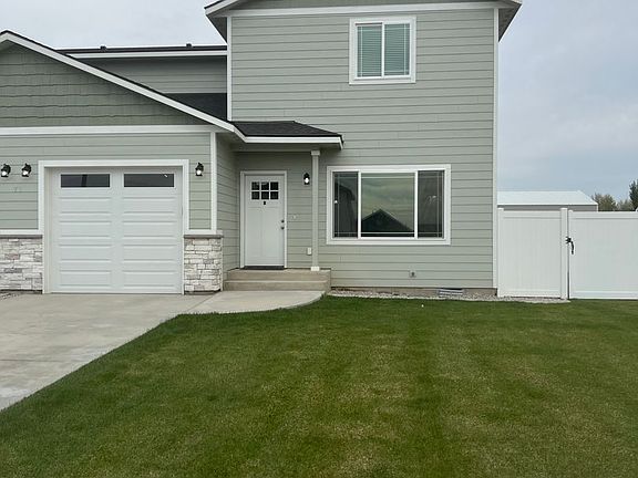 2nd image of 71 Grant Dr Unit B