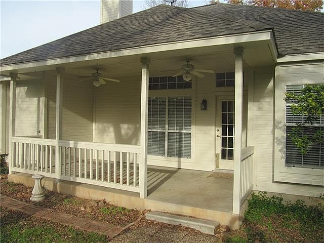 2nd image of 2904 Brandy Ln