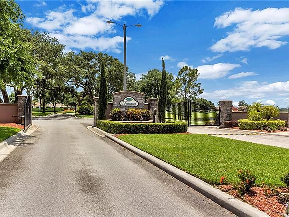 4th image of 540 Terranova Cir