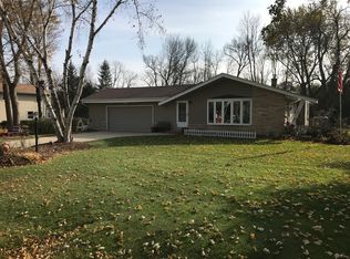 14837 W Rogers Dr, New Berlin, WI 53151