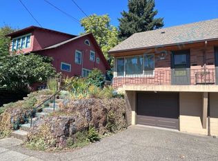 1323 SE Salmon St, Portland, OR 97214
