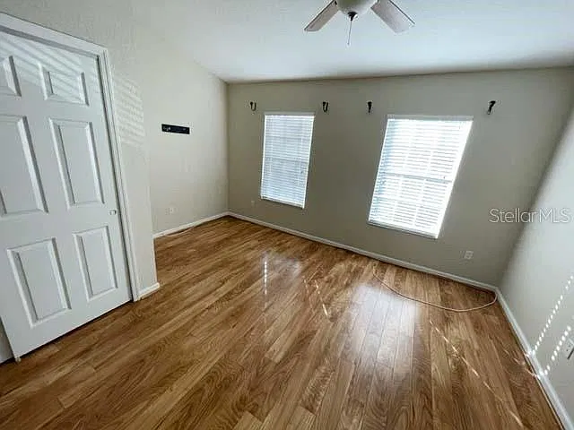 2 bed, 2.5 bath, 1138 sqft, $1,800 — Photo 3