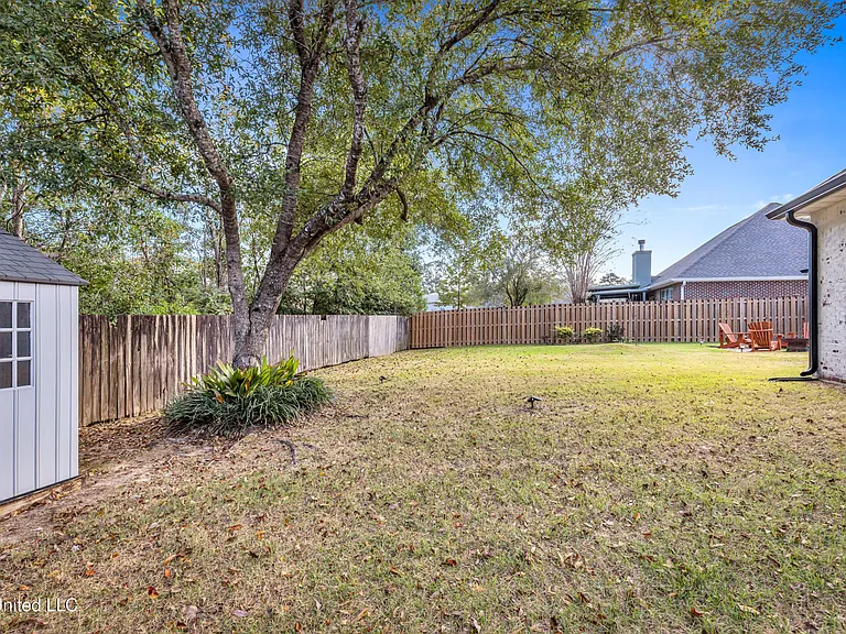 15336 Lakeview Ct — Photo 28
