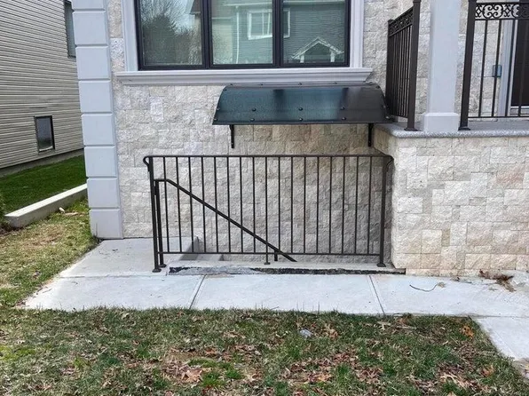 82 West Ter, Staten Island, NY 10312