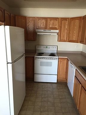 2nd image of 1625 Winchester Dr APT A