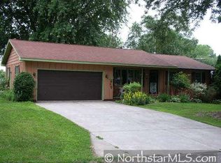 819 College St, Prescott, WI 54021