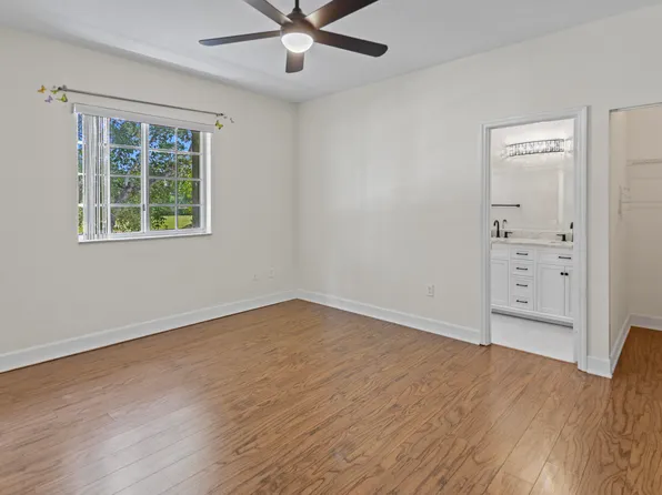 1216 NW 100TH Avenue, Pembroke Pines, FL 33024