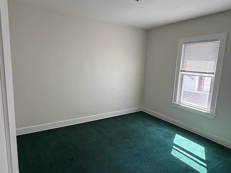 995 Lakeview Ave — Photo 9