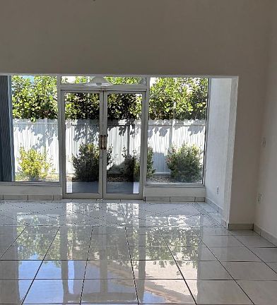 5th image of 8995 NW 148th St