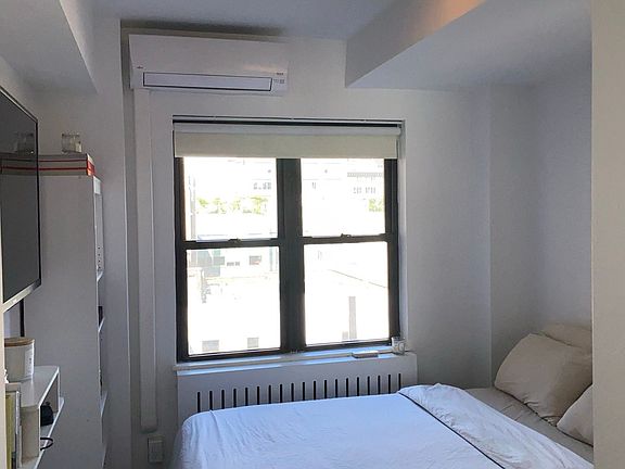 5th image of 180 W Houston St #9-C