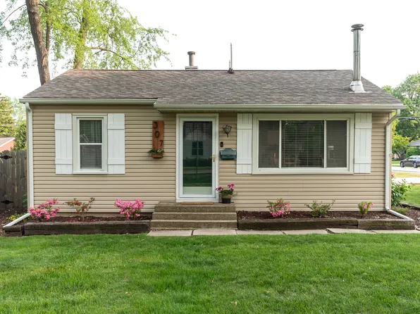 307 Highland Rd, Grayslake, IL 60030
