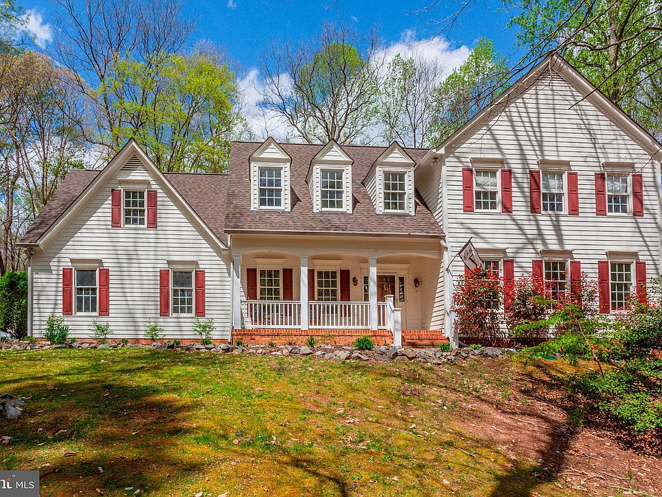 1st image of 7101 Hillwood Ct
