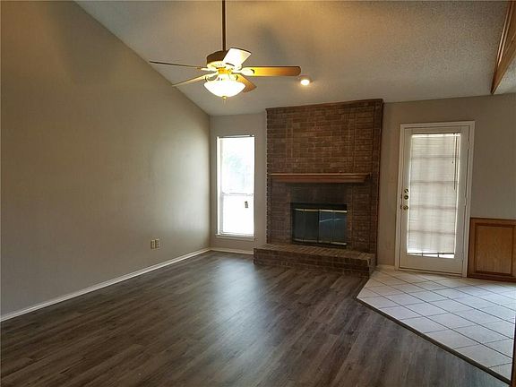 4th image of 4924 Highbank Dr